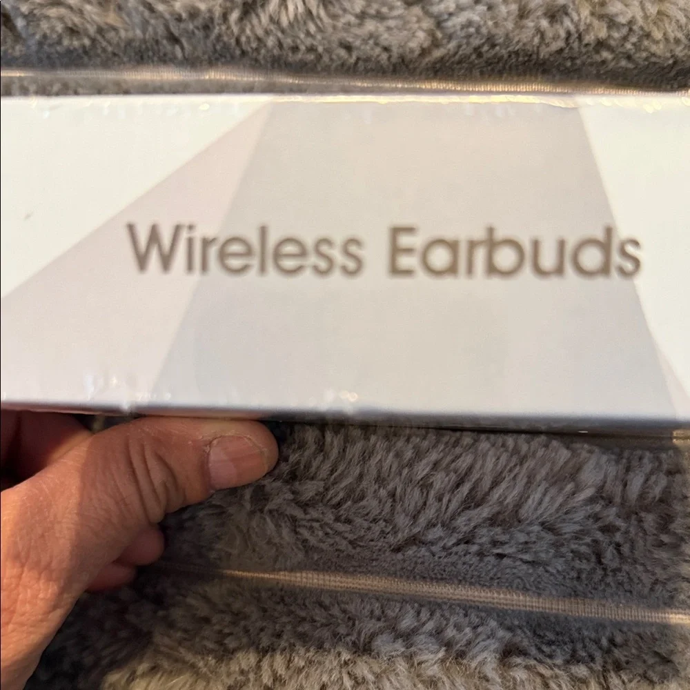 Wireless Earbuds with Charging Case - Black